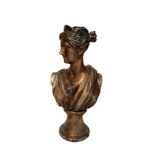 مجسمه مدل زن رومی