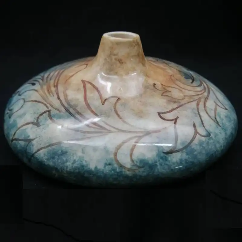 گلدان سرامیکی هیوا مدل رومیزی پیچک کد 11099015