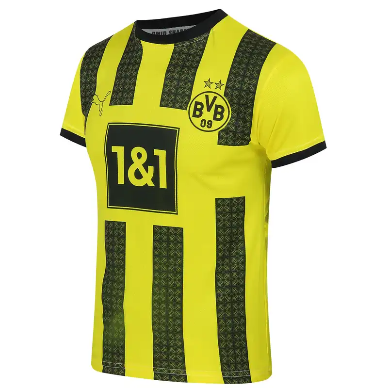 ست تی شرت آستین کوتاه و شلوارک ورزشی مردانه طرح دورتمند مدل reus کد 2022