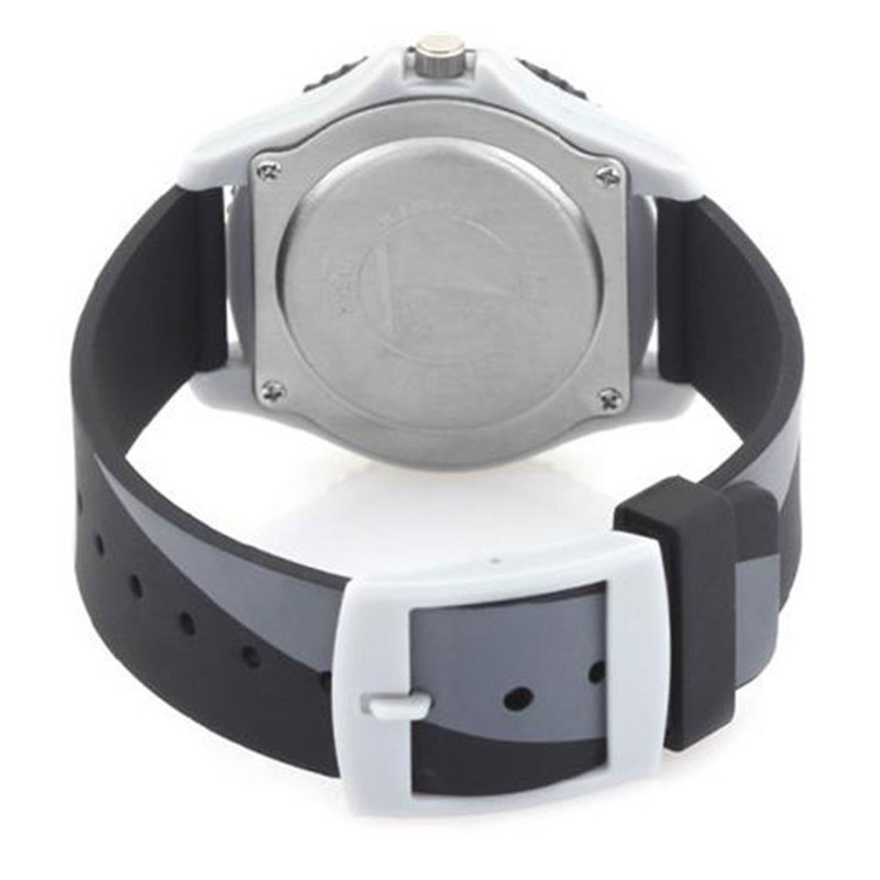 ساعت مچی عقربه ای پسرانه کیو اند کیو مدل VQ96J013Y