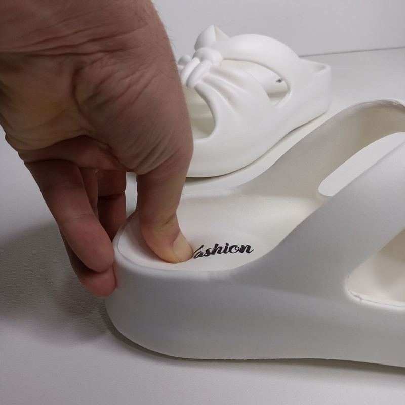 دمپایی زنانه پاپا مدل هاله کد 1637-WH WH