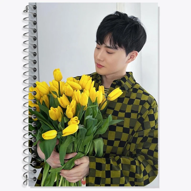 دفتر زبان 50 برگ خندالو مدل سه خط طرح سوهو گروه اکسو EXO کد 16810