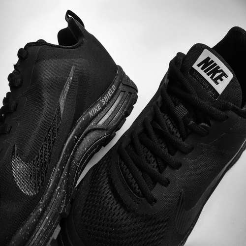 کفش مخصوص پیاده روی مردانه نایکی مدل zoom structure 17 shield