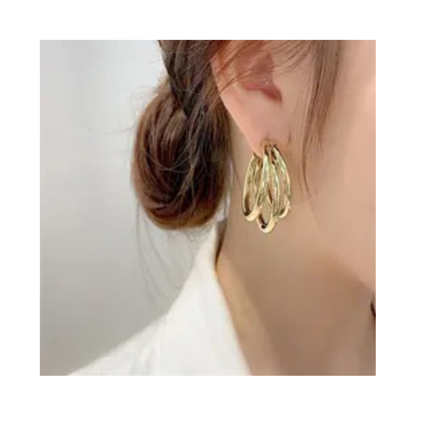 گوشواره دخترانه مدل حلقه ای طنابی بسته 12 عددی