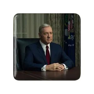 مگنت خندالو مدل سریال House Of Cards کد 28149