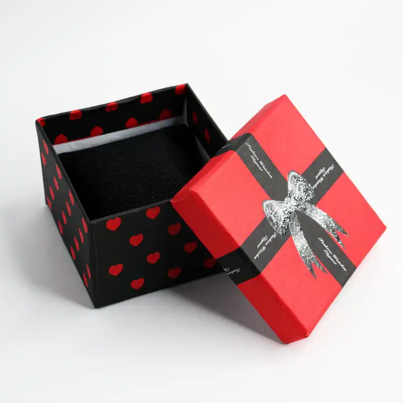 جعبه هدیه مدل پاپیون اکلیلی کد 3