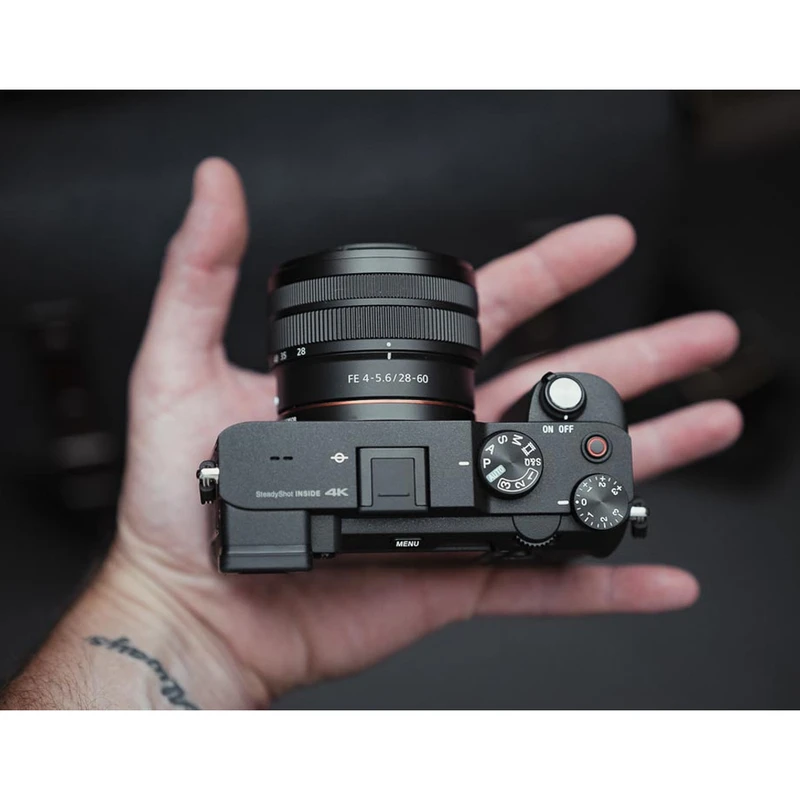 عکس شماره 12 : دوربین دیجیتال بدون آینه سونی مدل alpha a7c kit 28-60mm