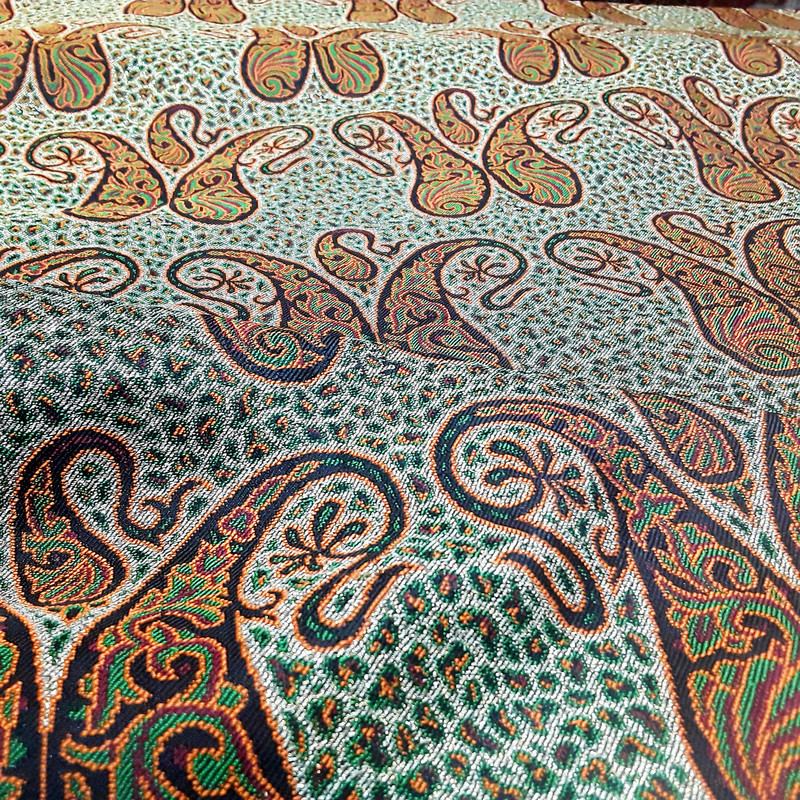 پارچه رومیزی طرح ترمه کد 110