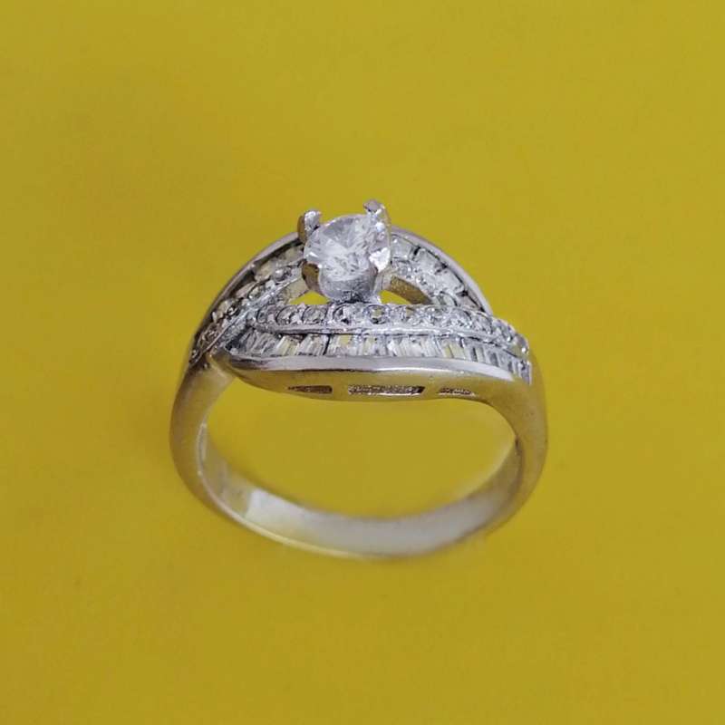 انگشتر نقره زنانه مدل Gh19