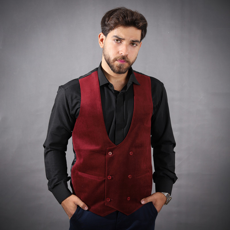 جلیقه مردانه مدل مخمل جودون رنگ قرمز