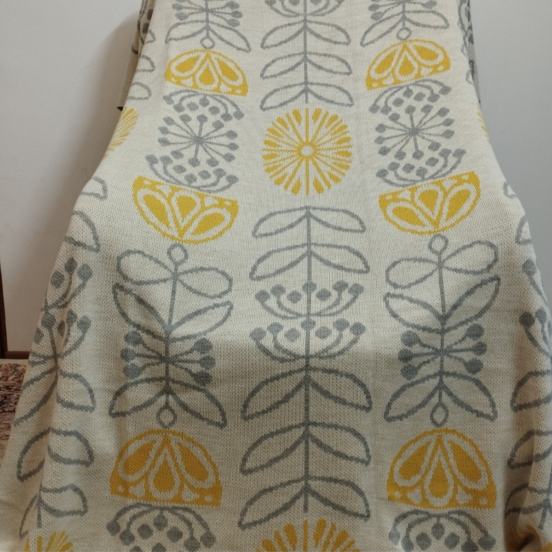 شال مبل طرح قاصدک سایز 170×140 سانتی متر