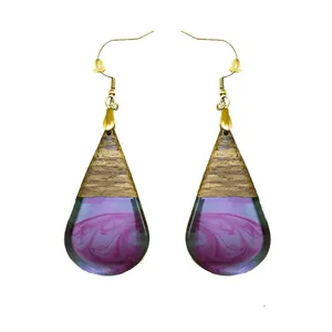 گوشواره زنانه مدل چوب و رزین اشک