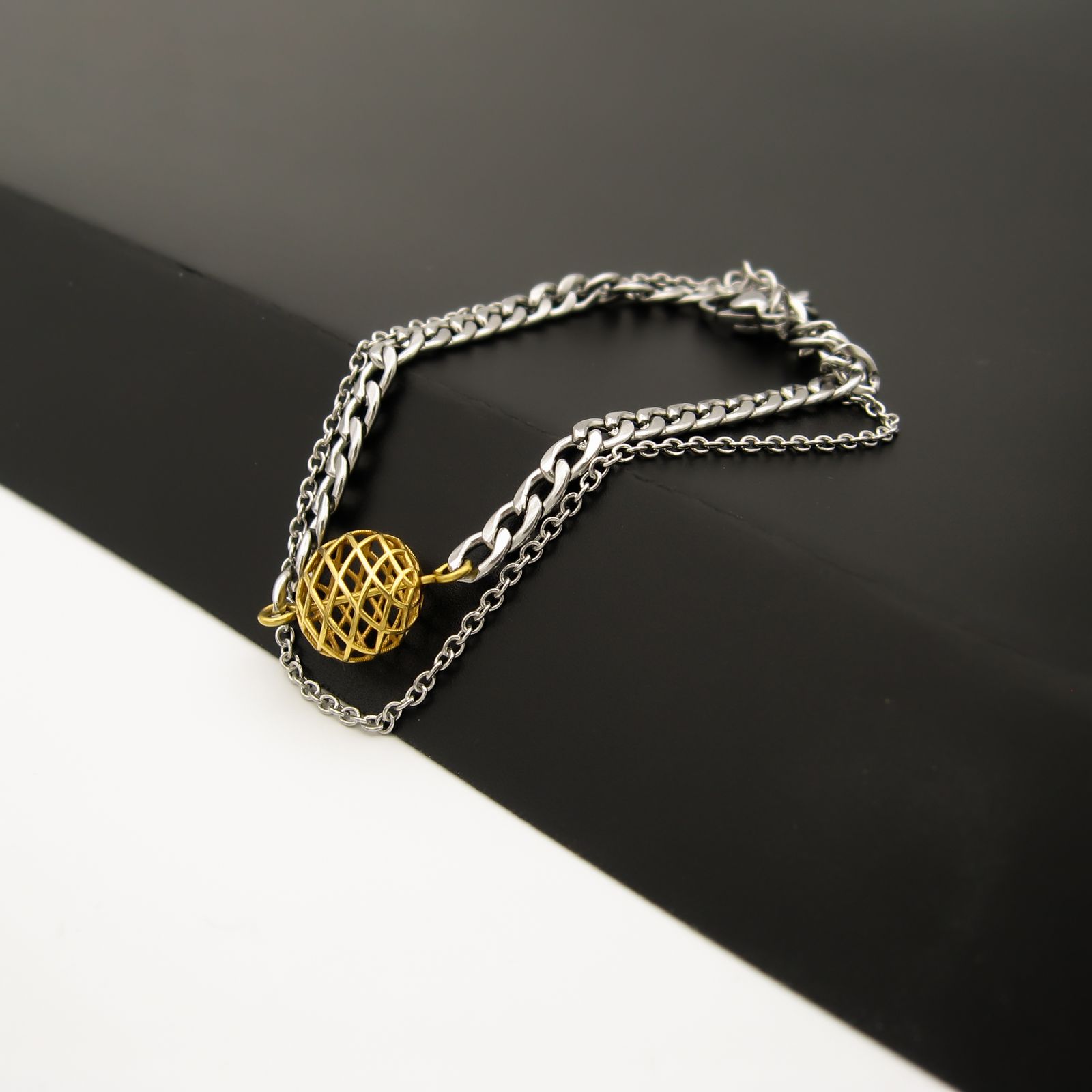 دستبند طلا 18 عیار زنانه مانچو مدل bfg229 -  - 4