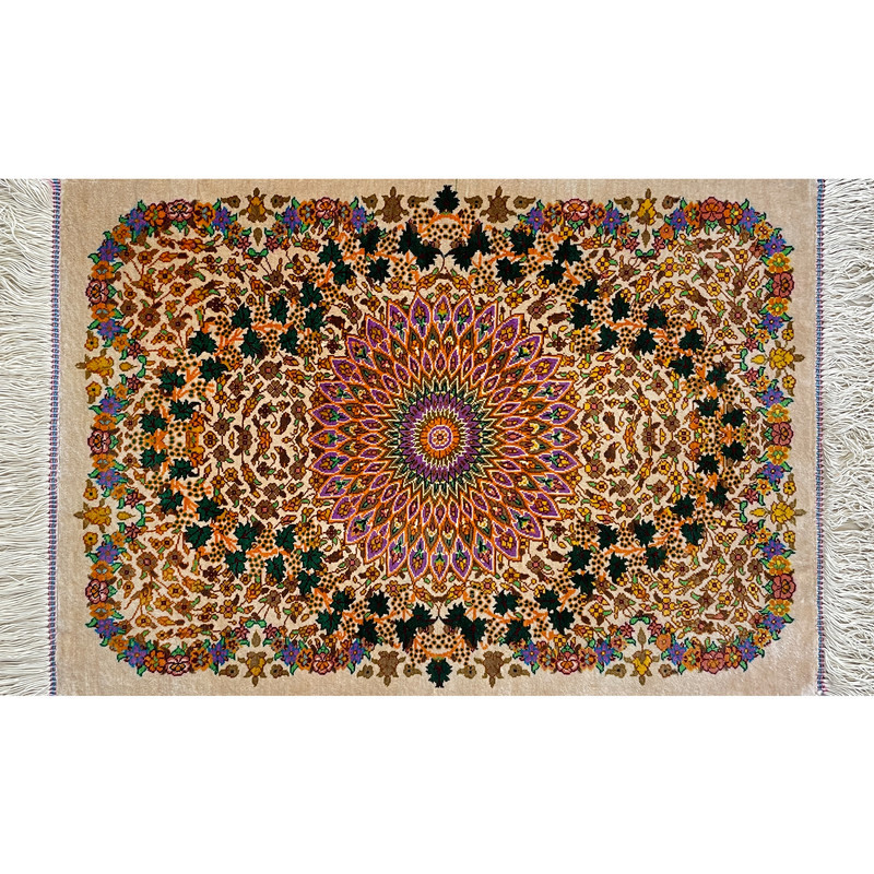 فرش دستبافت دیوارکوب مدل گل و ترنج