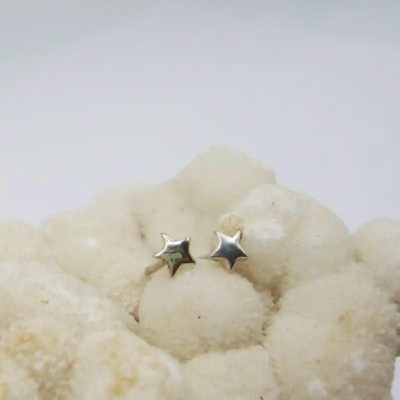 گوشواره زنانه مدل ستاره