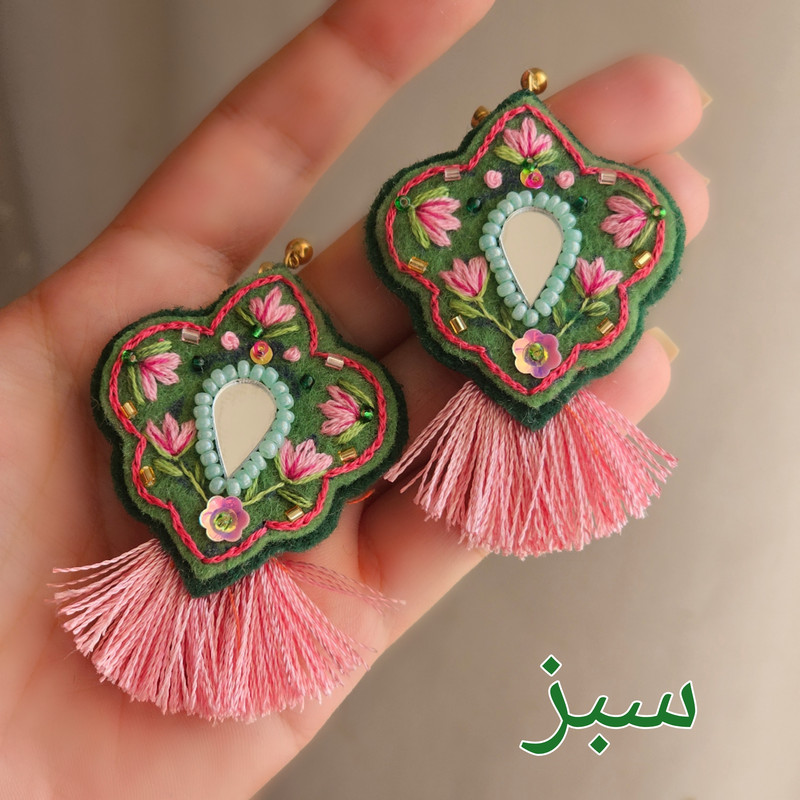 گوشواره دست دوز زنانه مدل ترانه بهار