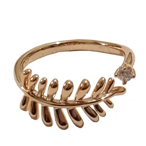 انگشتر زنانه ژوپینگ مدل گندم تک نگین 128