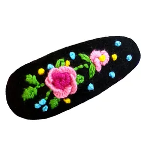 گیره مو دخترانه مدل گلدوزی G172