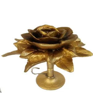 گل میخ طرح رزی