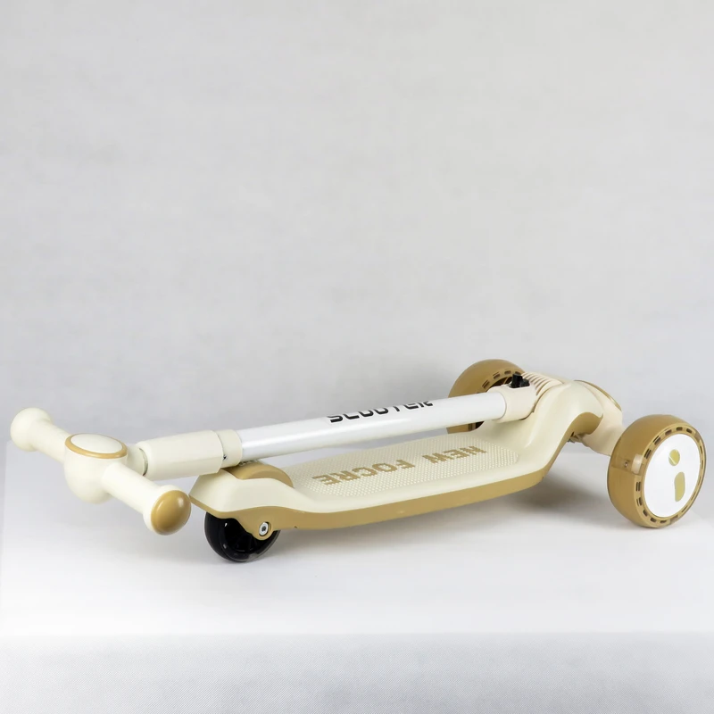 عکس شماره 10 : اسکوتر اسکوتر مدل zjg-608 کد 1896 ظرفیت وزنی 60 کیلوگرم