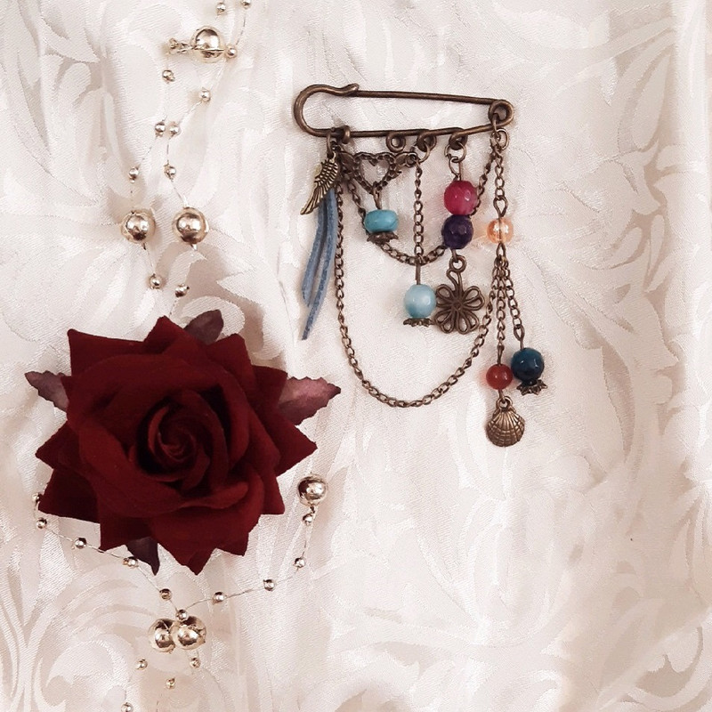 سنجاق سینه دخترانه مدل صدف کد 1536