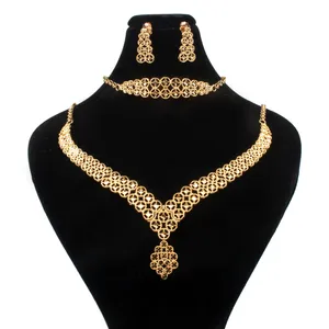 نیم ست طلا 18 عیار زنانه سهی مدل SV03