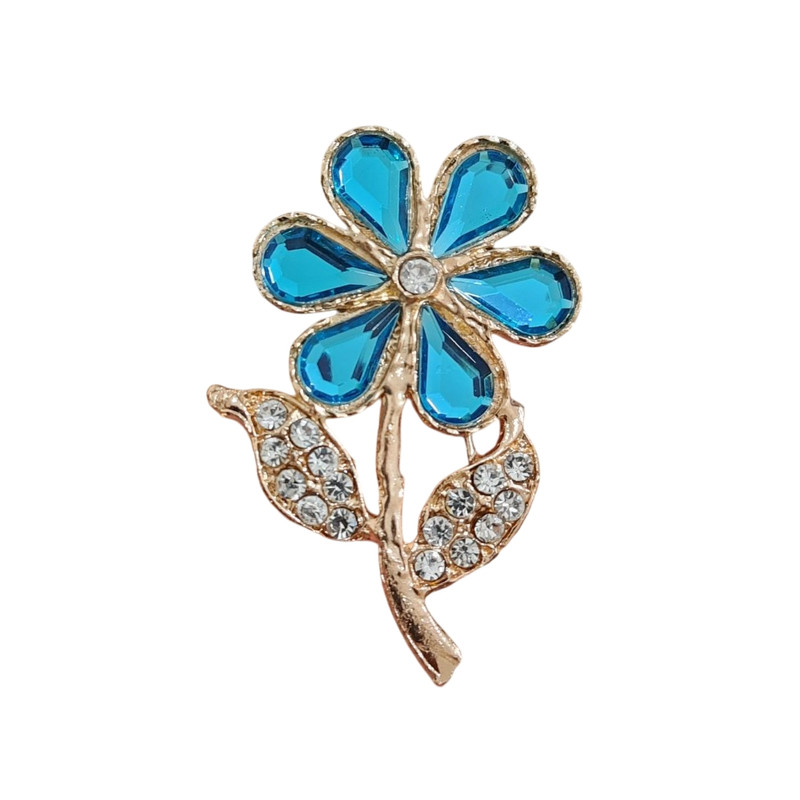 گل سینه زنانه مدل گل و برگ