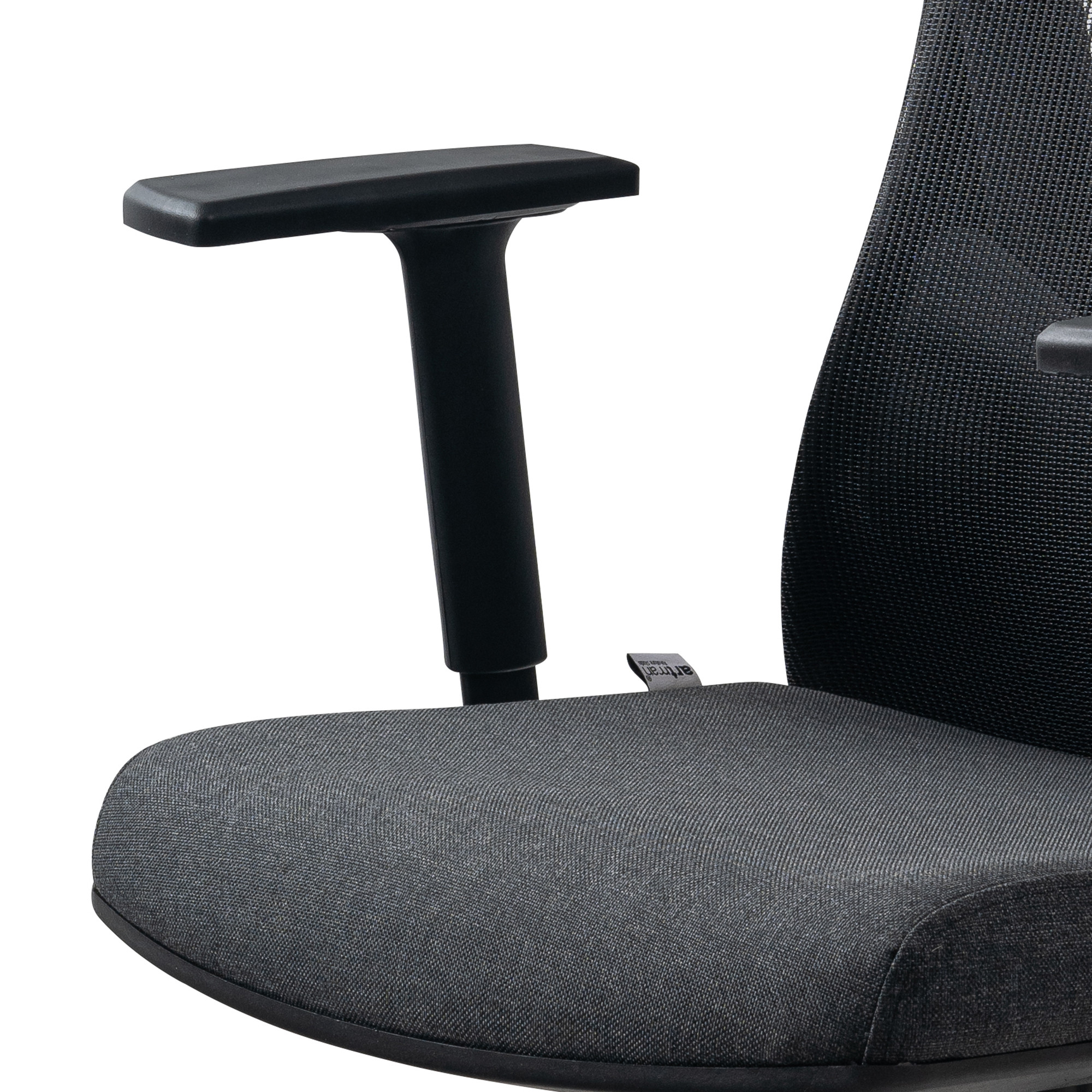 صندلی اداری آرتمن مدل مش مدیریتی MSM-203-T91-S92