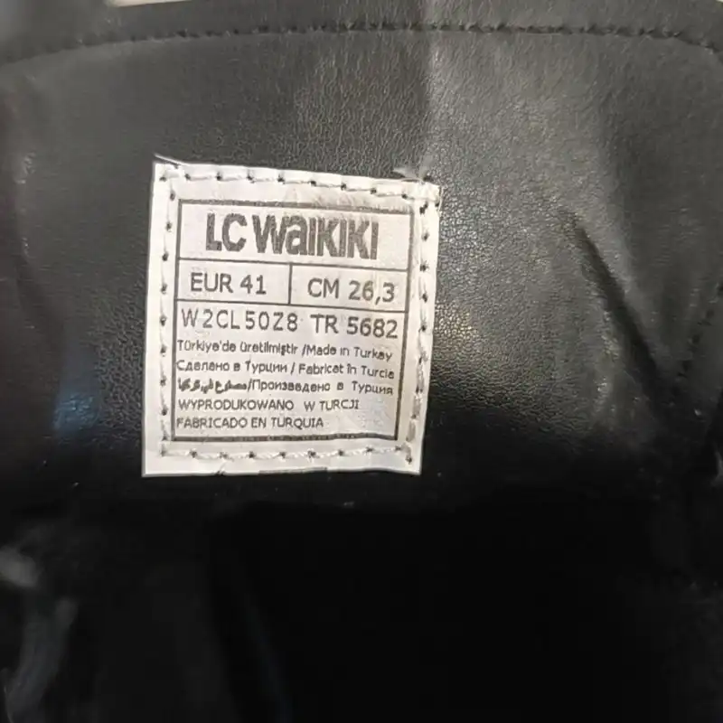 نیم بوت مردانه ال سی وایکیکی مدل طبی استپ دار