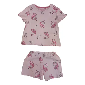 ست تی شرت و شلوارک دخترانه مدل تکشاخ 