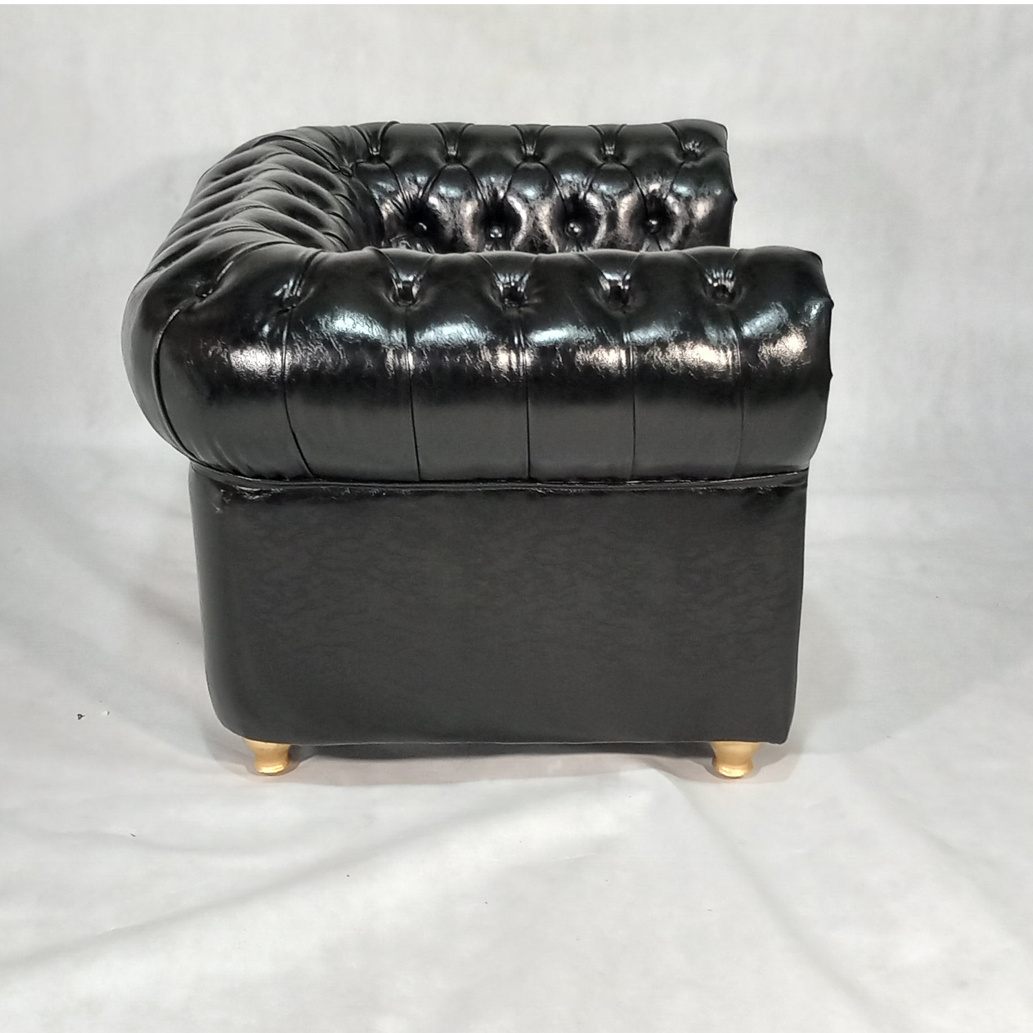 مبل چهار نفره بازرگانی پارسین مدل چستر گلمیخ