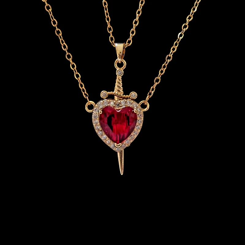 گردنبند زنانه مدل دوستی قلب و شمشیر یاقوتی مجموعه 2 عددی