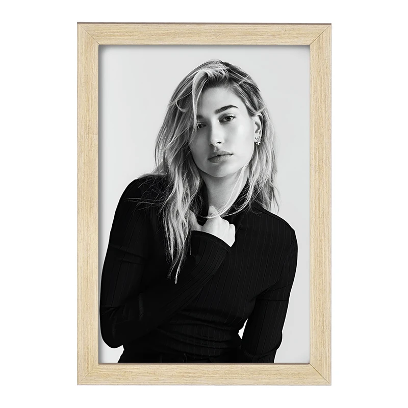 تابلو خندالو مدل هیلی بیبر (Hailey Bieber) کد F10191