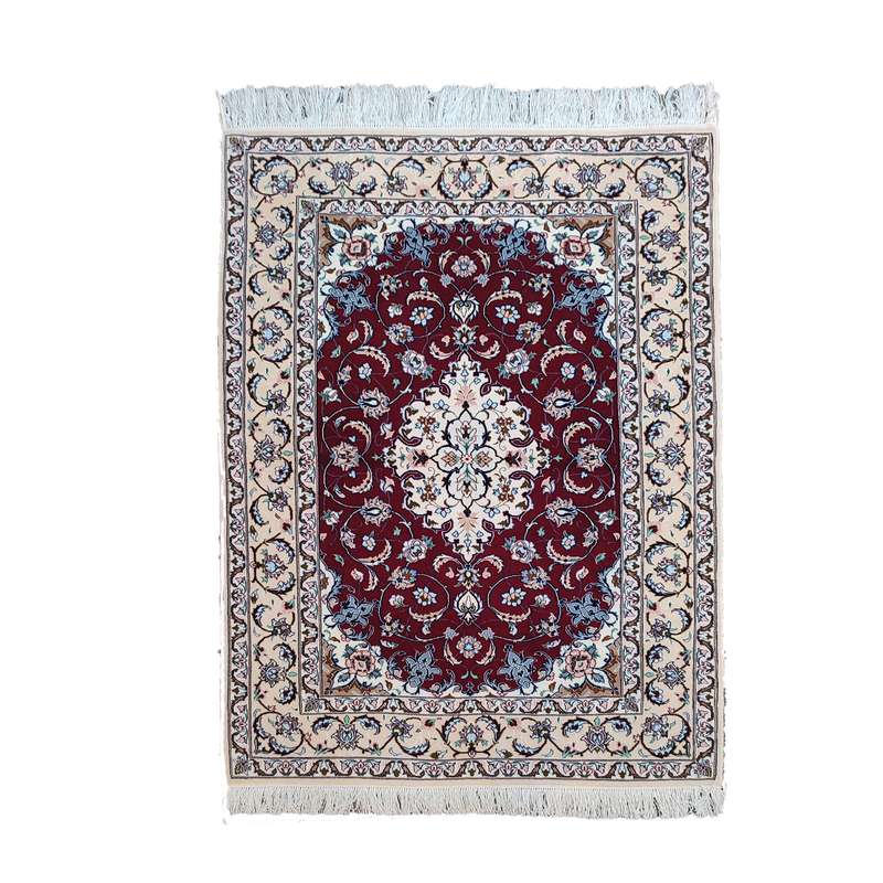فرش دستباف یک و نیم متری مدل اصفهان D