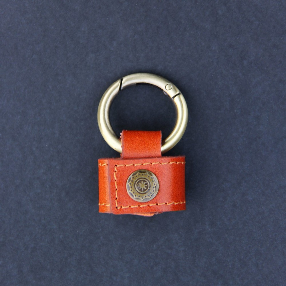جاکلیدی زنانه چرم بیسراک مدل لامین کد Key.H-704