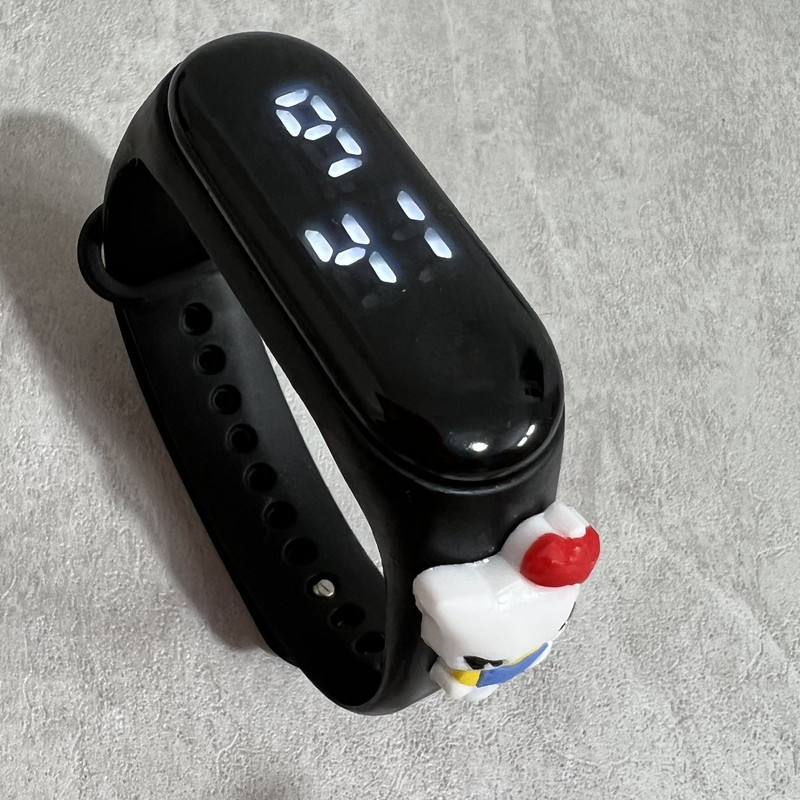 ساعت مچی دیجیتال مدل ضد آب سیلیکونی کیتی فانتزی BL K ساعت مچی دیجیتال مدل ضد آب سیلیکونی کیتی فانتزی BL K