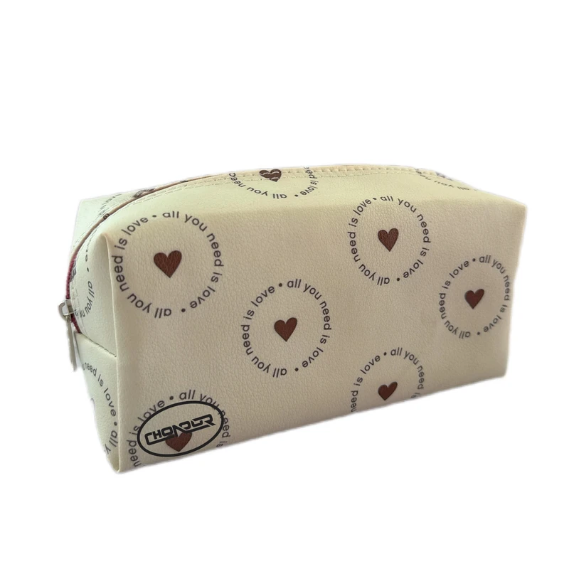 جامدادی چنور مدل صندوقی طرح تنها چیزی که نیاز داری عشقه