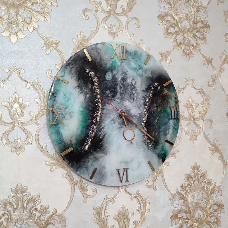 ساعت دیواری رزینی کد 02