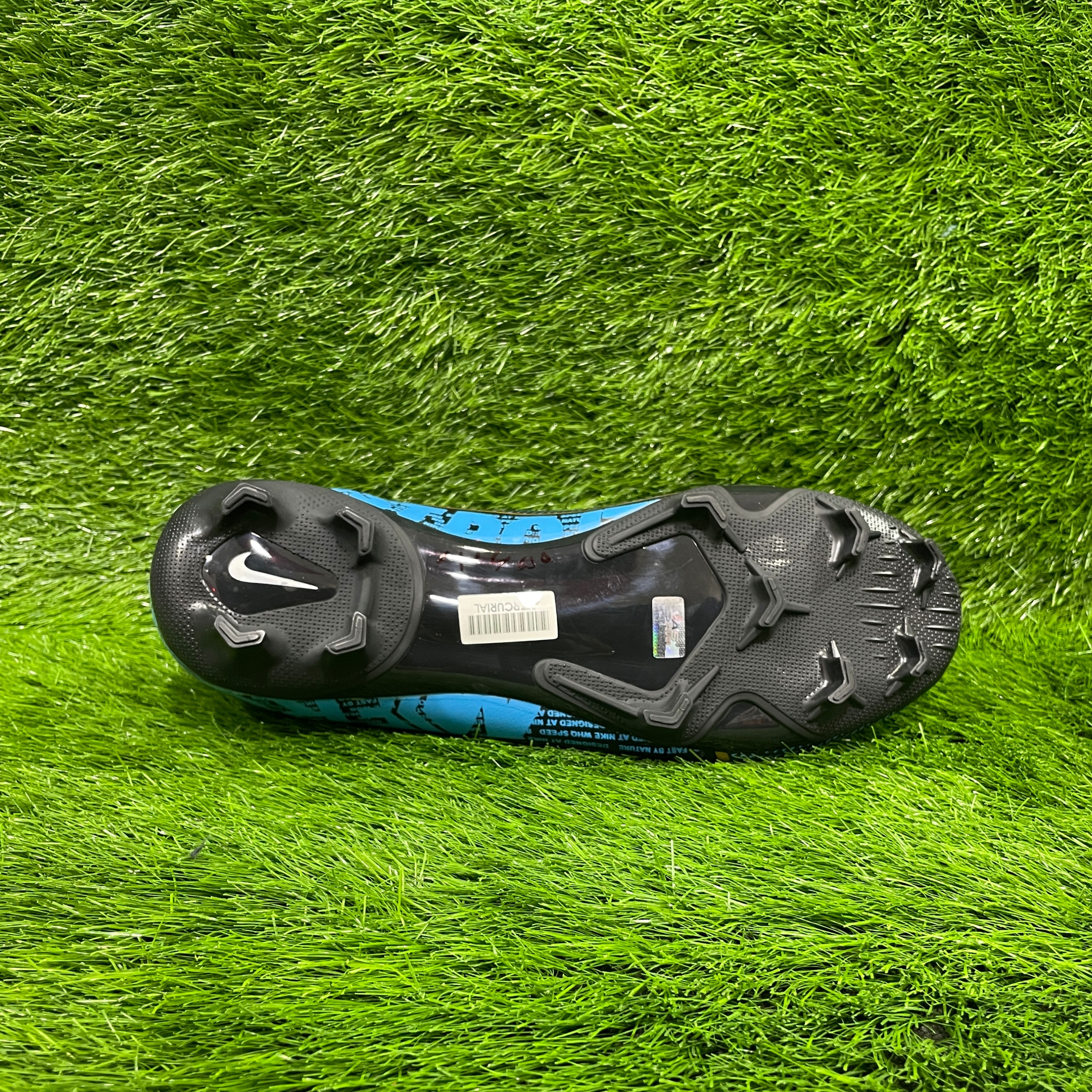 کفش فوتبال مردانه کد 0032