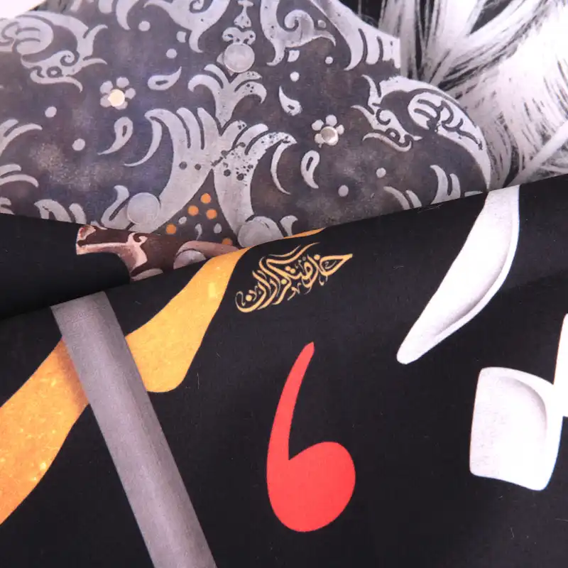 پرچم خدمتگزاران مدل کتیبه کنار آیفونی محرم طرح زیر علمت امن ترین جای جهان است کد 40002317