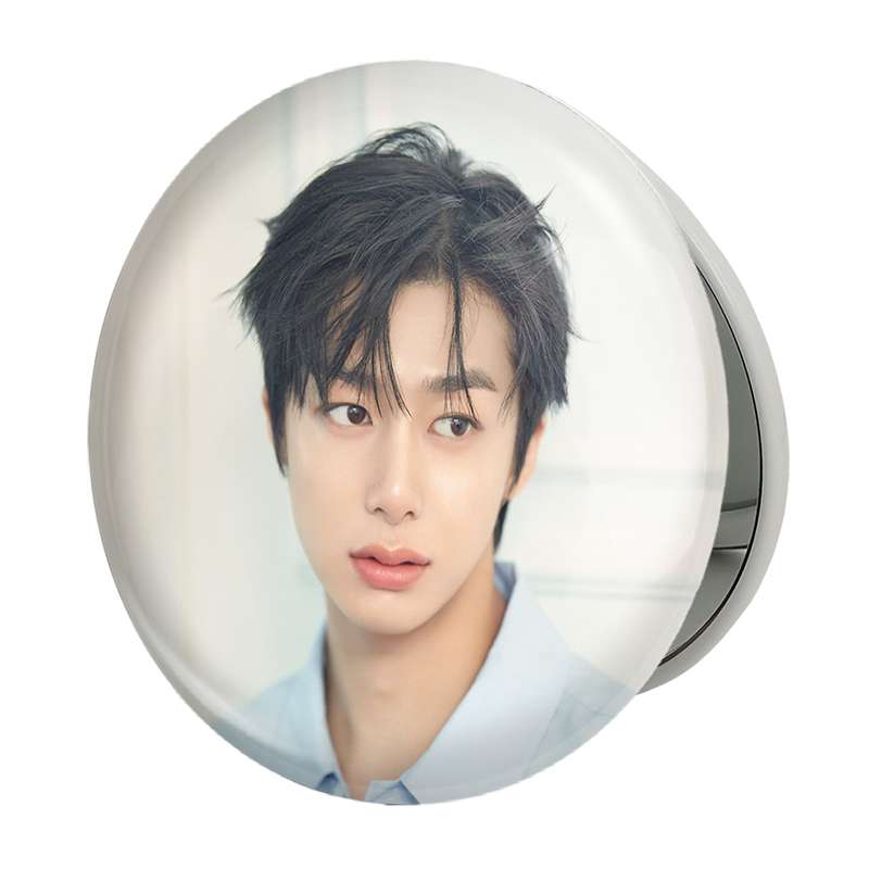 آینه جیبی خندالو طرح هیونگ وون گروه مانستا اکس MONSTA X مدل تاشو کد 21182