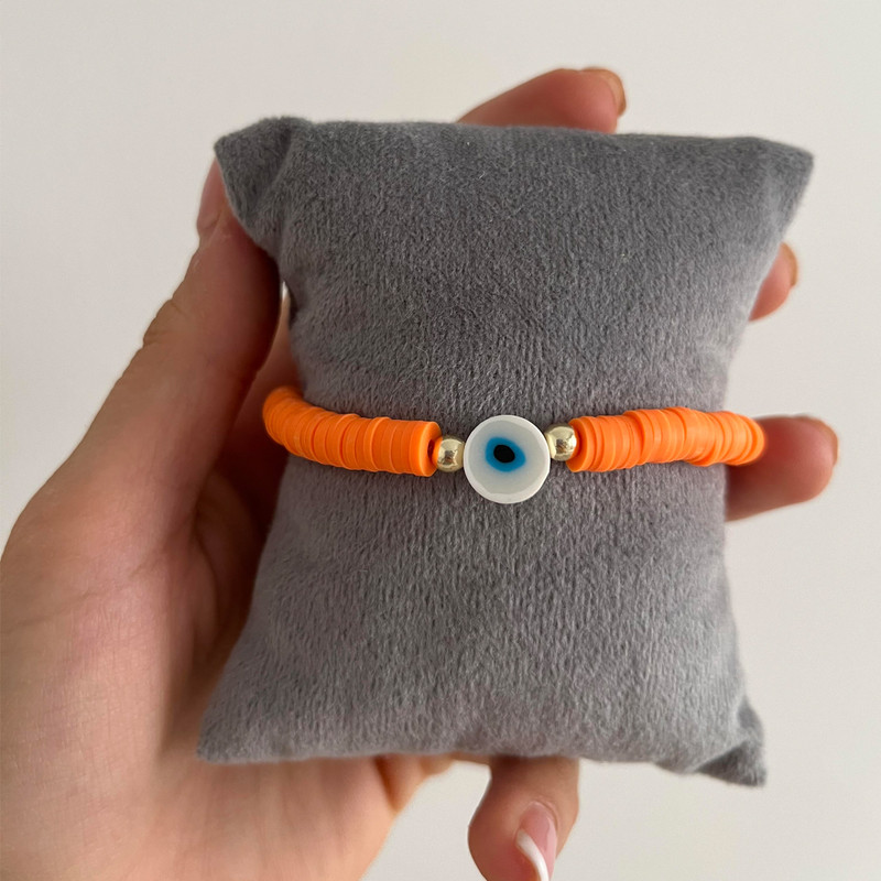 پابند زنانه مدل فیمو چشم زخم