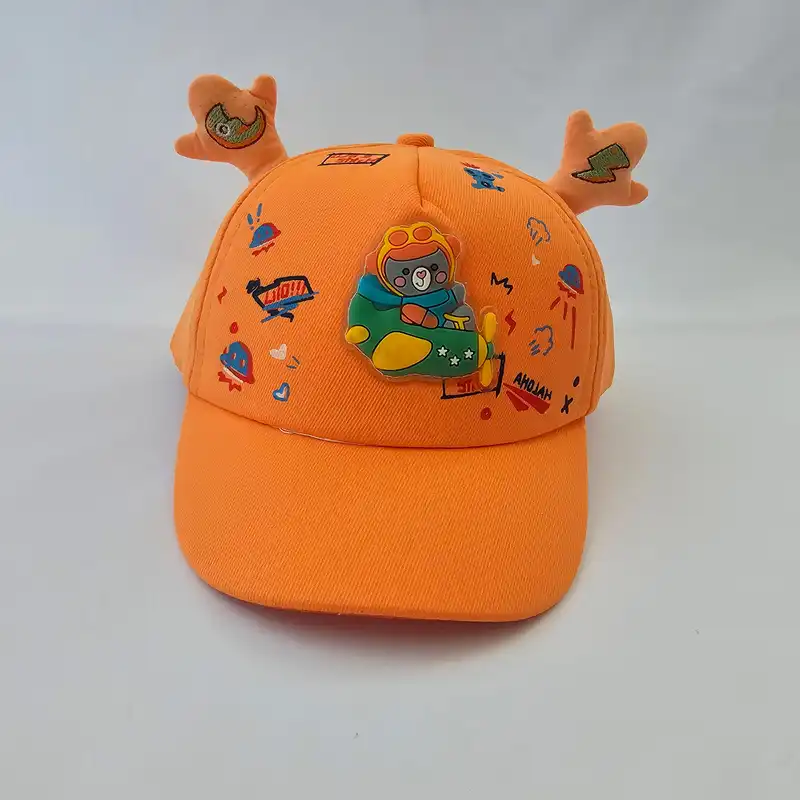 کلاه کپ بچگانه مدل خرس و هلیکوپتر 1