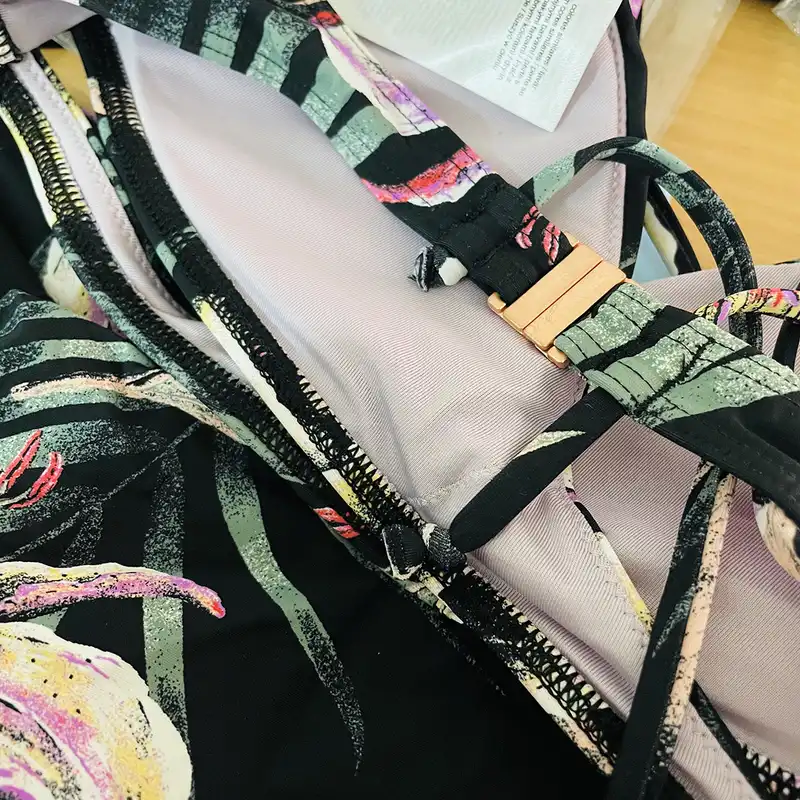 مایو زنانه اونیل مدل 736868