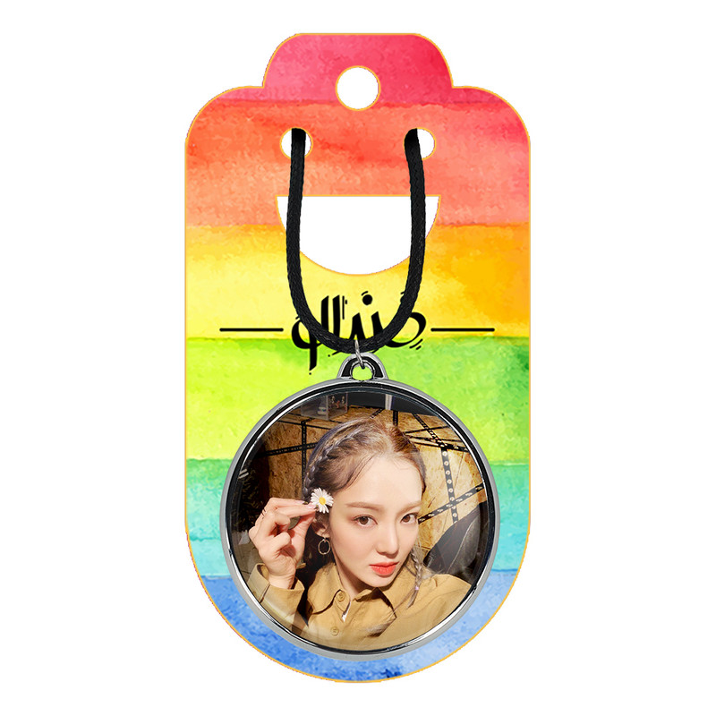 گردنبند خندالو مدل هیویون گروه گرلز جنریشن Girls Generation کد 2176721766 گردنبند خندالو مدل هیویون گروه گرلز جنریشن Girls Generation کد 2176721766