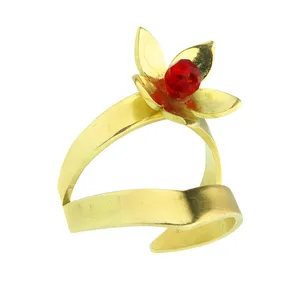 انگشتر زنانه گالری عزیزی طرح گل مدل 15518