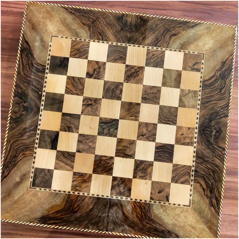 صفحه شطرنج معرق کاری مدل ریشه گردو قرینه شده کد T7