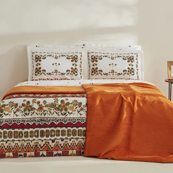 سرویس خواب 2 نفر 4 تکه کاراجا هوم مدل Runa