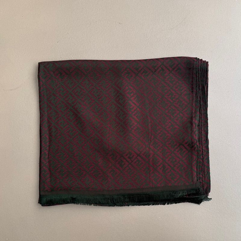 شال زنانه مدل نخ ژاکارد هایلایت دار نرم و لطیف