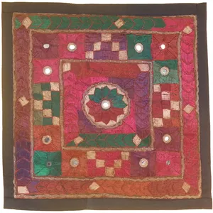 رومیزی سوزن دوزی مدل عسلی کد SOO28
